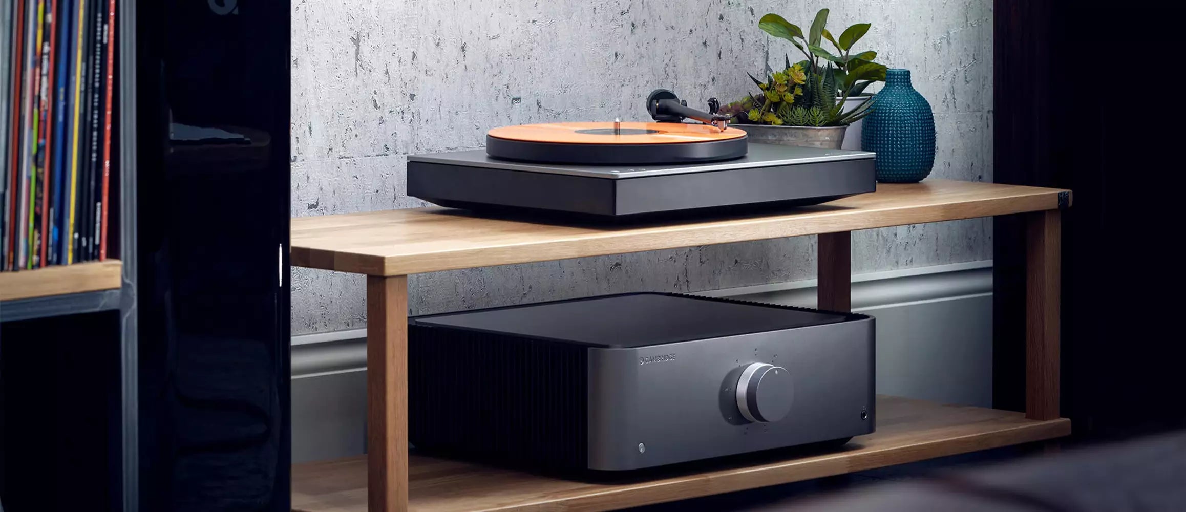 CAMBRIDGE AUDIO