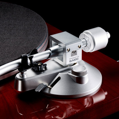 TEAC TN-3B-SE Plattenspieler mit Riemenantrieb für natürliche Vinylwiedergabe und elegantes Design.