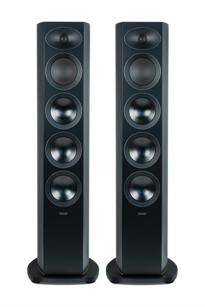 Arcam R35 Standlautsprecher für detailreichen Klang und hochwertige Musikwiedergabe.