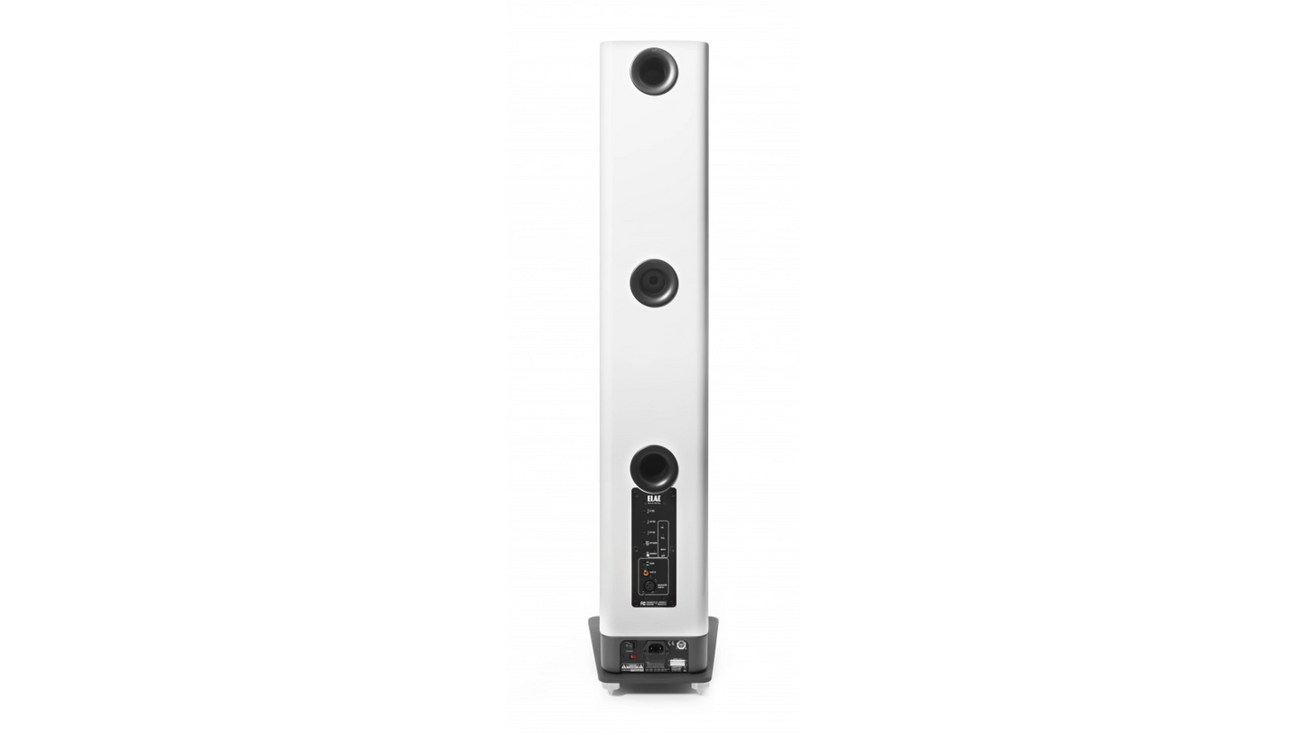 ELAC Navis ARF-51 aktiver Standlautsprecher mit kraftvollem Klang und integrierter Verstärkertechnologie.
