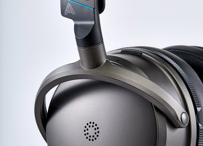 Audeze Maxwell 2 Gaming-Headset für PlayStation mit kabellosem Hi-Res-Audio und integriertem Mikrofon.