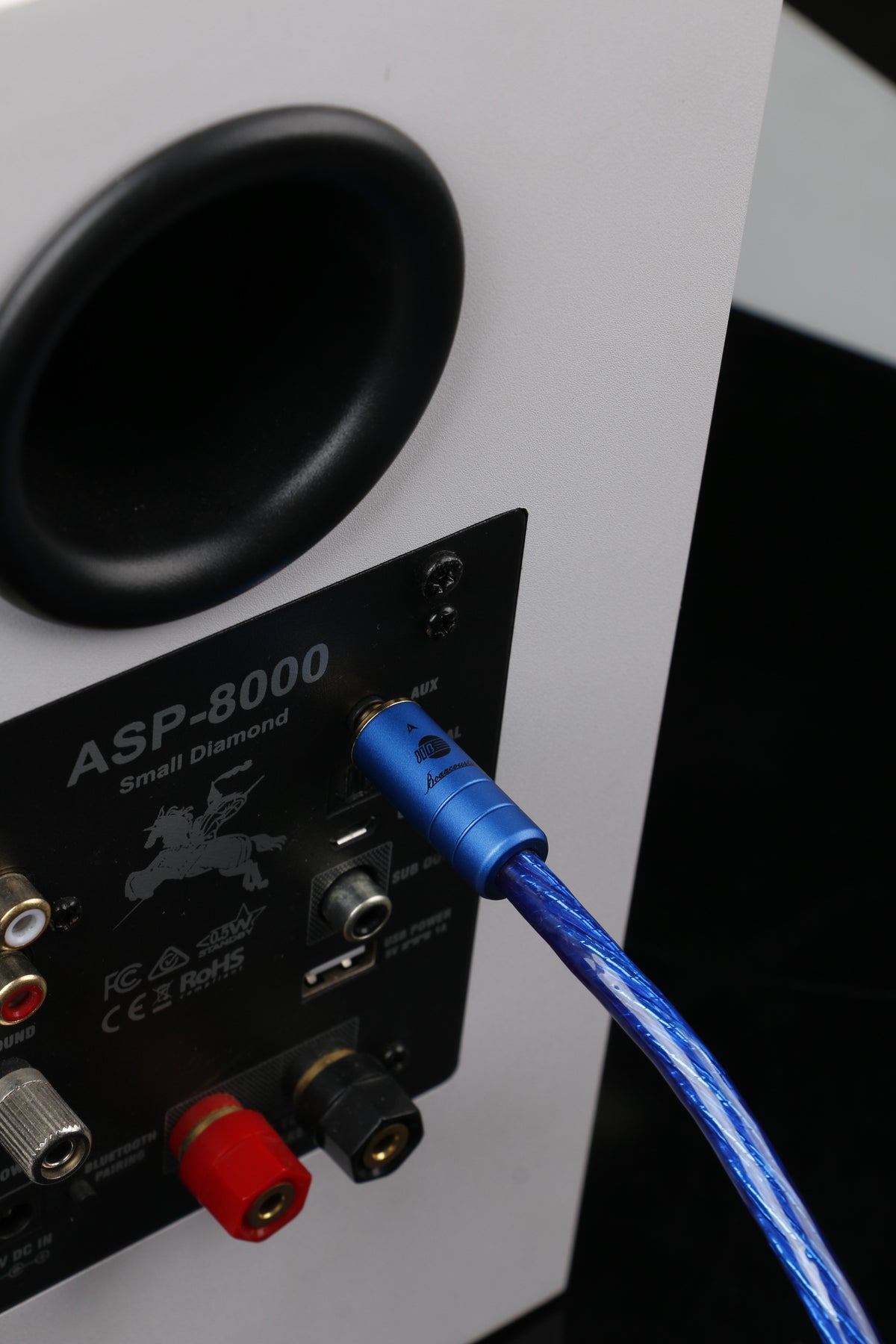 Boaacoustic Precision BLUE.trident