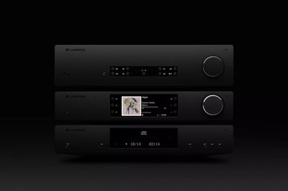 Cambridge Audio CXA81 Mk II Stereo-Vollverstärker mit hochwertigem DAC und audiophiler Klangqualität.