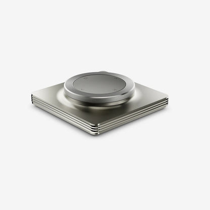 Devialet Astra High-End-Vollverstärker mit integriertem Streaming und modernster Audiotechnologie für audiophile Systeme.