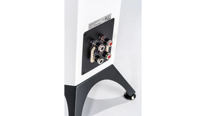 ELAC Concentro S 507.2 Premium-Standlautsprecher für präzise Musikwiedergabe und beeindruckende Räumlichkeit.