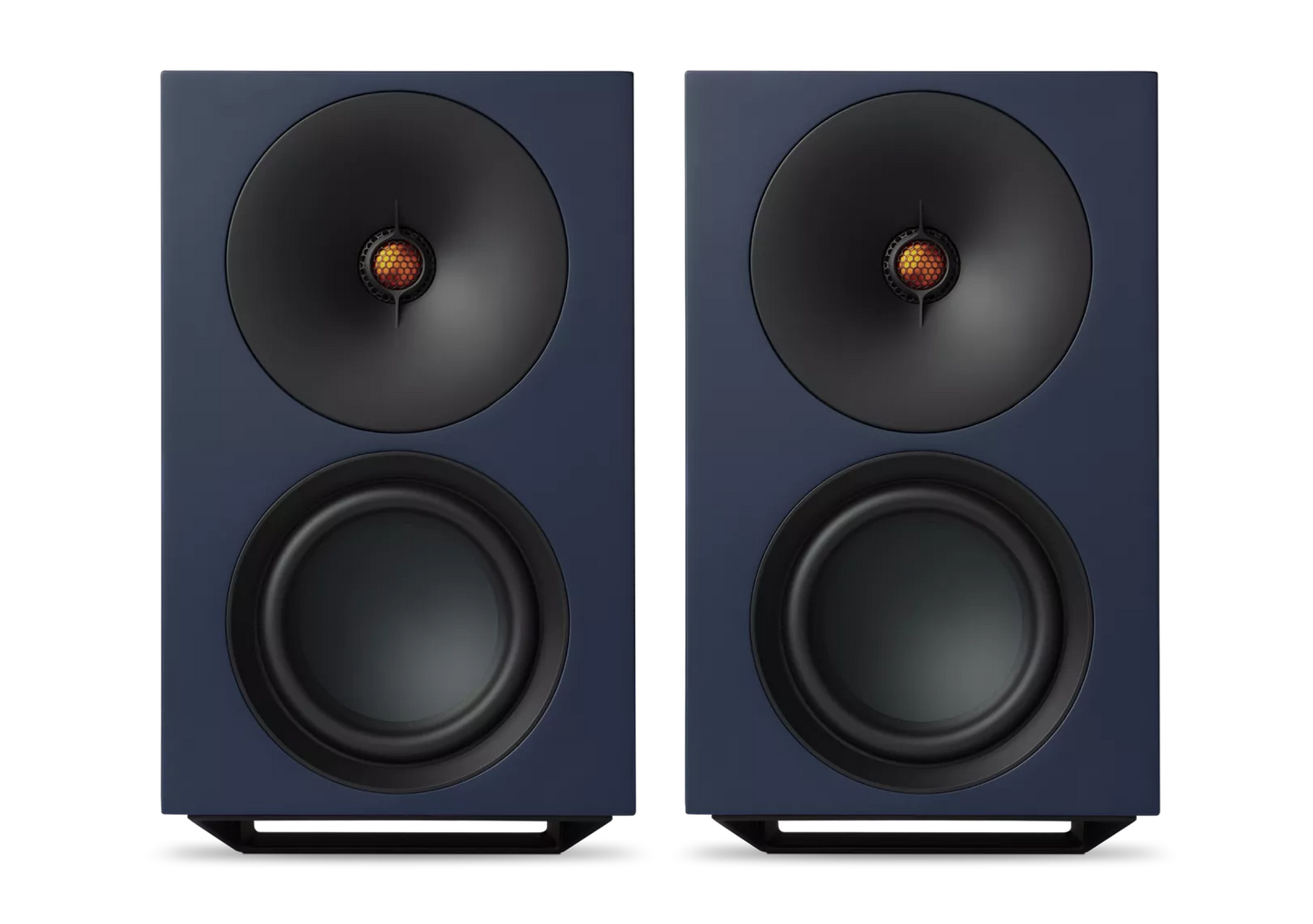 Cambridge Audio L/R X Premium-Regallautsprecher für audiophile Stereo- und Heimkinoanwendungen.
