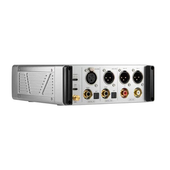 Lotoo Gungnir Referenz-Kopfhörerverstärker und DAC für höchste Klangqualität und anspruchsvolle Audiowiedergabe.