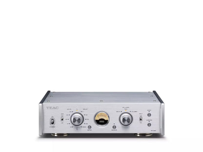 TEAC PE-505 Phono-Vorverstärker für MM- und MC-Tonabnehmer mit audiophiler Vinylwiedergabe.