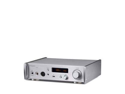 TEAC UD-507 USB-DAC und Kopfhörerverstärker für hochauflösende digitale Audiowiedergabe in HiFi-Qualität.